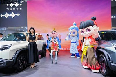 科技潮品，全民共享方程豹钛3厦门车展上市，开启都市出行新纪元